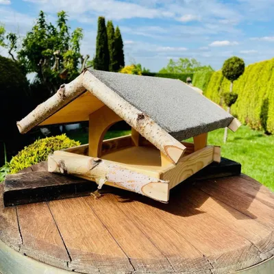 Immagine prodotto di Casetta per uccelli in legno, realizzata a mano, colore nero