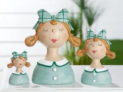 Produktbild von Gilde Poly Figur Dame " Bettylou " Höhe 23,5 cm 20463