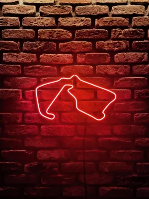 Zdjęcie produktu dla NeonLed Silverstone 40cm Formuła 1, prezent F1, neonowy tor F1
