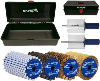 Produktbild von SKINSTAR Komplett Bürsten Set Rotorbürste WorldCup Wachskoffer 7-teilig 120mm