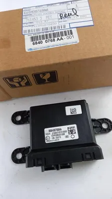 Produktbild von Original JEEP Cherokee 2018-2020 Wrangler 2018-2020 Gateway Module 68400768AA