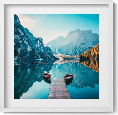 Produktbild von Boote auf dem See– Wandbild mit Rahmen – Gerahmtes Bild  – Wanddekoration – 50x50 cm –  Weiß Rahmen