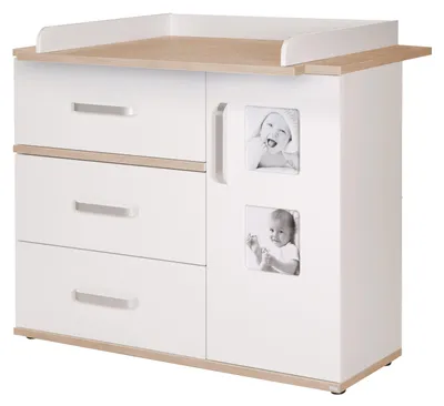 Produktbild von roba breite Wickelkommode mit Wickelansatz 'Pia' mit 2 Bilderrahmen, weiß, San Remo