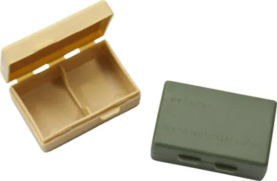 Produktbild von Dönges Aufbewahrungsboxen für Gehörschutzstopfen, bronzegrün (Pack à 50 Stück)