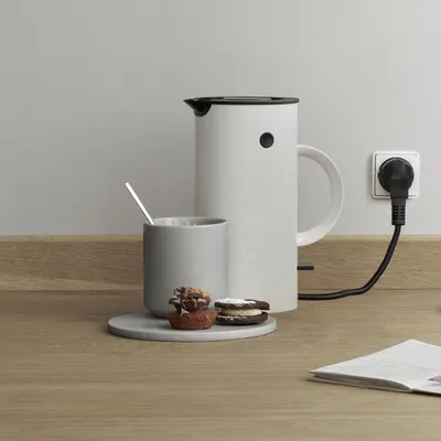 Produktbild von Stelton - EM77 Wasserkocher 0,5 L, weiß