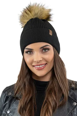 Produktbild von Vivisence damen bommelmütze, warm und gemütlich kopfbedeckung an winter und herbst,  wintermütze mit bommel, warm dick strickmütze, klassisch mütze für frauen, hergestellt in der eu, schwarz, einheits