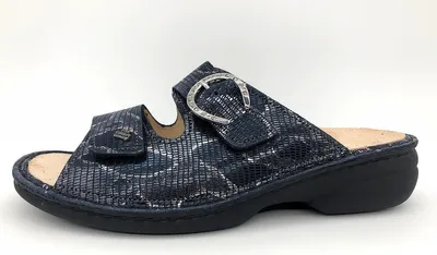 Produktbild von Finn Comfort mumbai/marine/teyus Damen Pantolette in Blau, Größe 41