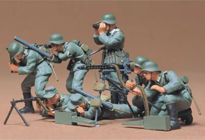 Obrázek produktu pro Tamiya 1:35 Druhá světová válka Figurková sada Německé MG jednotky (7)