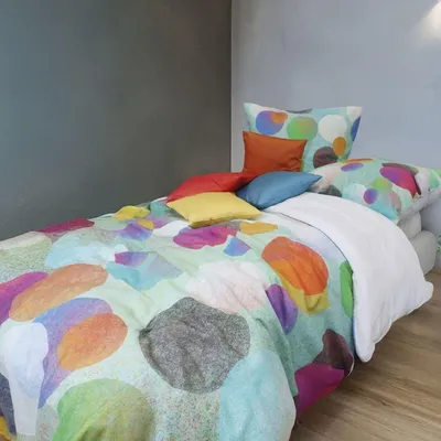Produktbild von Fleuresse Halbleinen Bettwäsche 155x220 Punkte Kreise bunt Wende 344502-9