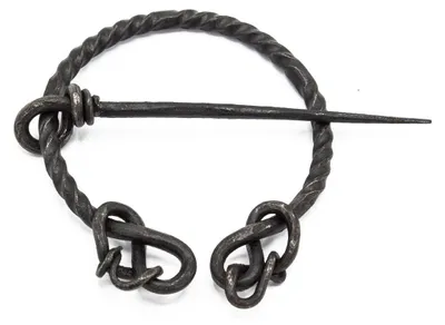 Produktbild von Fibel tordiert 4 fach eingerollt 6,5 cm