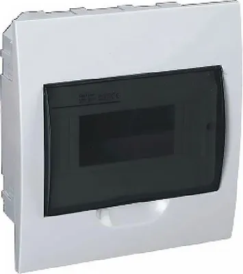Obrázok produktu pre Rozvádzač 8 modulový pod omietku