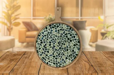 Produktbild von Little Creations DIY runde Snackplatte grün Mosaik Bastelset