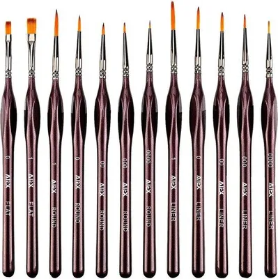Produktbild von Famanu Pinselset für Miniaturmalerei - 12 verschiedene Pinsel