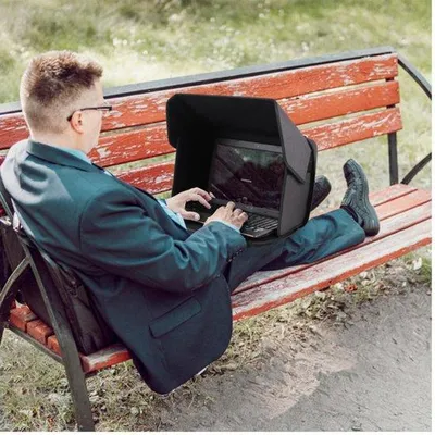 Obrázek produktu pro Lehký ochranný obal na notebook, skládací a přenosný, vhodný pro 16palcové notebooky, zabraňuje oslnění.
