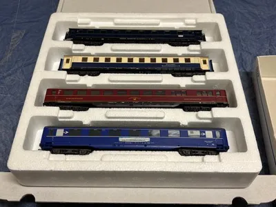 Produktbild von MÄRKLIN H0 Set Schnellzugwagen Insider Tour 1996 4 Wagen 42752
