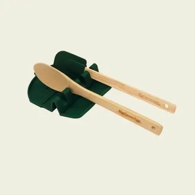 Produktbild von Big Green Egg Spatel/Pfannenwendermatte mit Pfannenschaber und Holzlöffel