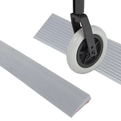 Produktbild von Schwellenrampe 8 x 3 cm für Rollstühle und E-Scooter