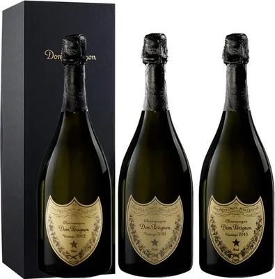 Produktbild von Pack Dom Pérignon Golden Vintages 2012, 2013 & 2015 Champagner Frankreich Champagner 225 cl 12.5 %