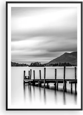 Produktbild von Gerahmtes Poster - Schwarzer Rahmen - Schwarzweiß Landschaft See - 70x100 cm - Wand Bild - Wanddeko - Wandbilder - Wandposter - Bilderrahmen - Bilder - Kunstdruck - Wandbild - P2BPA70x100-4321