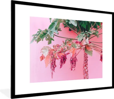 Produktbild von MuchoWow® Gerahmtes Poster Palme - Tropisch - Rosa - Sommer 80x60 cm - Poster mit Schwarzem Bilderrahmen Wandposter Rahmen Foto Bilder - Schlafzimmer-Dekorationen - Fotoposter