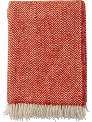 Produktbild von Klippan Chevron Wolldecke 130x200 cm rubinrot