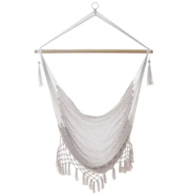 Produktbild von Intirilife Hängesessel Macramee Baumwolle in Beige mit Fransenkante - Bequeme platzsparende und atmungsaktive Sitzmöglichkeit für Erwachsene und Kinder Drinnen und Draußen
