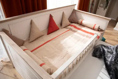 Immagine prodotto di Lussuoso letto per bambini nella camera dei bambini in stile moderno 100 x 200 cm Beige elegante