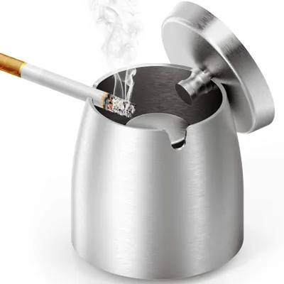 Produktbild von Aschenbecher für Draußen mit Deckel Edelstahl Windaschenbecher Design Aschenbecher für Draußen und Innen Tischaschenbecher mit rutschfeste Basis für Office Dekoration