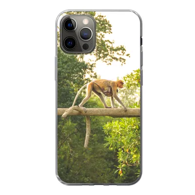 Produktbild von MuchoWow® Handyhülle Schutzhülle Hülle für iPhone 12 Pro Affen laufen auf Ast Silikon Softcase Handy Hülle - Abdeckung
