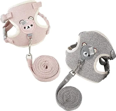 Produktbild von 2 Stück Verstellbare Leine für Kaninchen, 120cm Atmungsaktives Westengeschirr, Weiches Kaninchen Geschirr, Katzengeschirr Haustier Leine für Häschen Katze Hamster Pet Walking Outdoor (A)