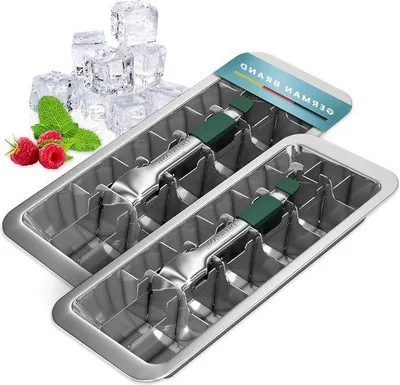 Produktbild von Famanu Eiswürfelformen Set aus Edelstahl - mit Hebelmechanismus und kältefreundlichem Griff