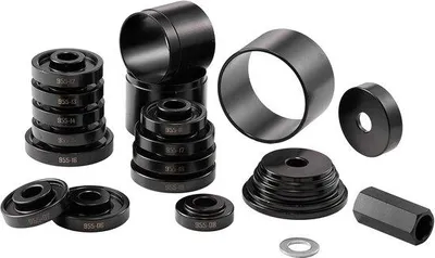 Produktbild von 23-teiliges Set für die Montage und Demontage von Vorderrad-Auspuffern, Radlagerwerkzeug mit Schraubenschlüssel, Büchsen, Hülsenplatten und Transportkoffer