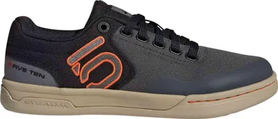 Produktbild von Adidas Sneakers HQ2124 in Multicolored color size 40