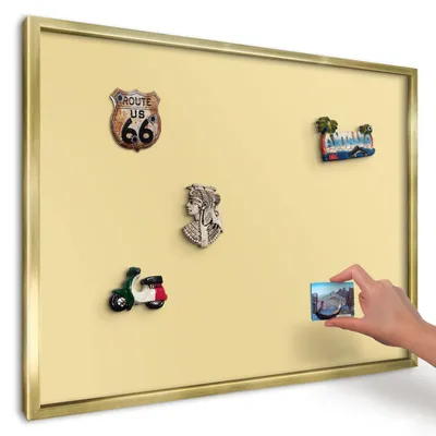 Produktbild von Magnettafel 70x50 cm mit goldenem Rahmen - Magnetische Metalltafel, Magnetpinnwand zur Wandmontage für Wohnzimmer, Küche, Flur, Kinderzimmer und Büro - Cremefarbenes Gelb