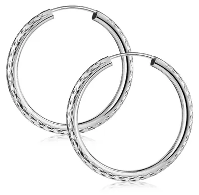 Produktbild von MATERIA by Matthias Wagner Damen Ohrringe Creolen Silber 925 diamantiert 30mm - Glitzer Silbercreolen Ringe SO-326