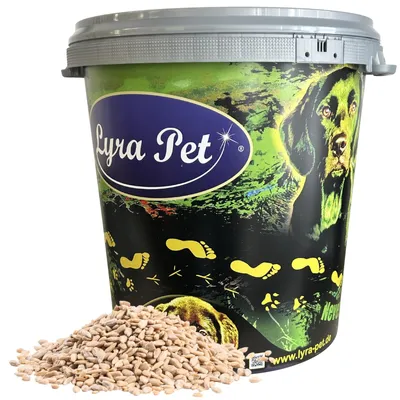Produktbild von 10 kg Lyra Pet® Sonnenblumenkerne geschält Neue Ernte in 30 L Tonne