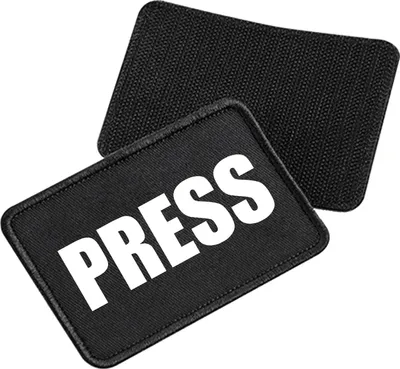 Produktbild von Huuraa Patch Press Schriftzug Black 10 x 6,5cm Baumwolle Klettpatch für Mütze Geschenkidee