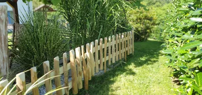 Produktbild von Steckzaun Haselnuss - Garten Abgrenzung Beet Umrandung 120cmx40cm