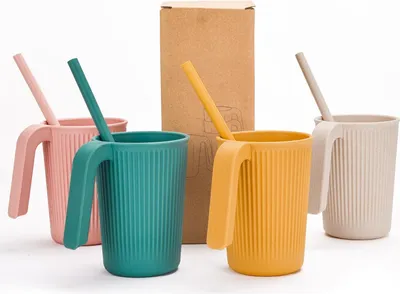 Produktbild von Edelstahl-Becher 350ml, 4er-Set, Mehrweg, mit Strohhalmen