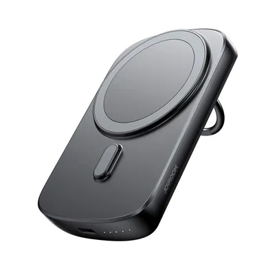 Zdjęcie produktu dla Joyroom JR-W030 6000mAh 20W MagSafe Kompatybilny Bezprzewodowy Przenośny Akumulator z Uchwytem Pierścieniowym Czarny