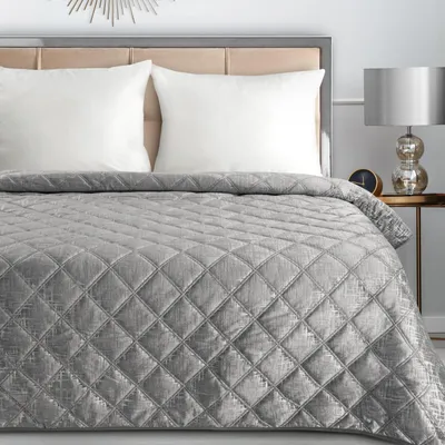 Zdjęcie produktu dla Efektowna narzuta na łóżko BLINK 6 srebrna 170x210 cm srebrna