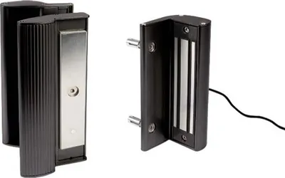 Zdjęcie produktu dla Natynkowy zamek magnetyczny ze zintegrowaną blokadą Locinox MAG-6000, czarny (2 szt.)