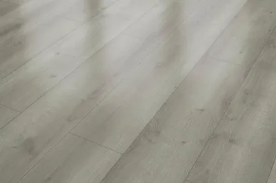 Produktbild von 1,974 m² | Basicfloor Laminat Eiche graubraun Landhausdiele
