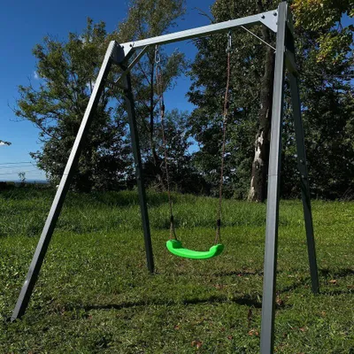 Produktbild von Potenza Kinderschaukel mit Schaukel-Sitz Verzinktes Schaukelgestell bis 200kg belastbar Schaukel für Kinder Gartenschaukel 206x159cm I Grün