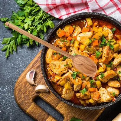 Image de Cuillère de cuisine en bois à bout pointu Fackelmann Édition Bois d'olivier