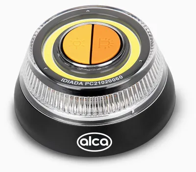 Image de alca® Lampe d'avertissement LED V16, lampe de secours 100 lm avec aimant et crochet, pour voitures. Gradation en deux niveaux, 360 degrés, clignotant, lumière continue, 6 heures d'autonomie, protection contre les éclaboussures IP54, 3 piles AAA, dimensions 90 x 45 mm