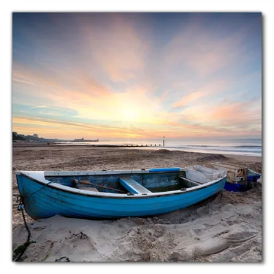 Produktbild von Wallario selbstklebende Möbelfolie/ Tischdecke für Innen und Außen, Größe: 100 x 100 cm - Fischerboot am Strand bei Sonnenuntergang