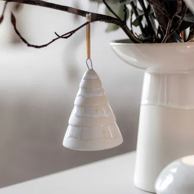 Produktbild von like. by Villeroy & Boch Winter Glow Ornament Baum