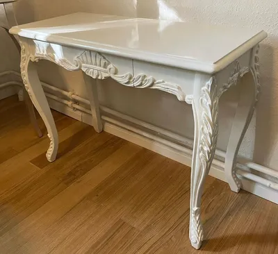 Produktbild von Casa Padrino Barock Konsole Weiß - Handgefertigter Konsolentisch mit Schublade - Massivholz Möbel im Barockstil - Barock Möbel - Edel & Prunkvoll