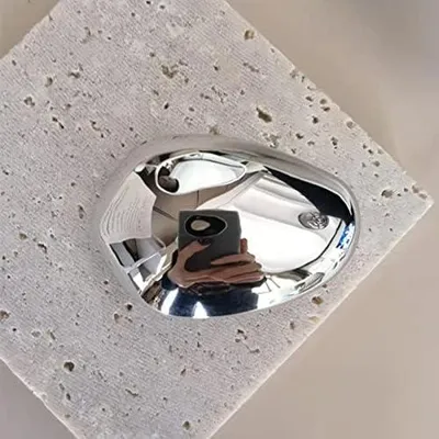 Produktbild von Französische Haarspange mit Feder, unregelmäßiger Breite und gebogener automatischer Clip-Haarnadel als Haarschmuck für Frauen